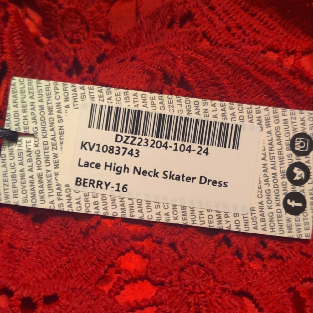 NWT Boohoo Lace High Neck Skater Dress Berry Red size 12 - Picture 4 of 4